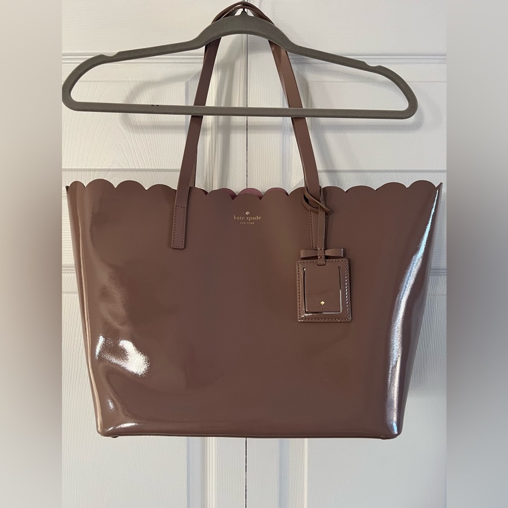 Kate Spade Carrigan Lily Ave Patent Leather Scalloped Edge Tote Bag
